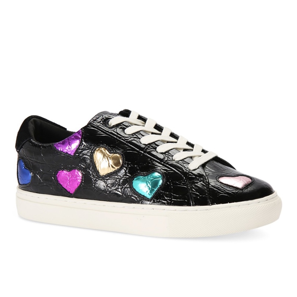 KURT GEIGER LONDON
Women's Lane Love Lace Up Hearts Sneakers